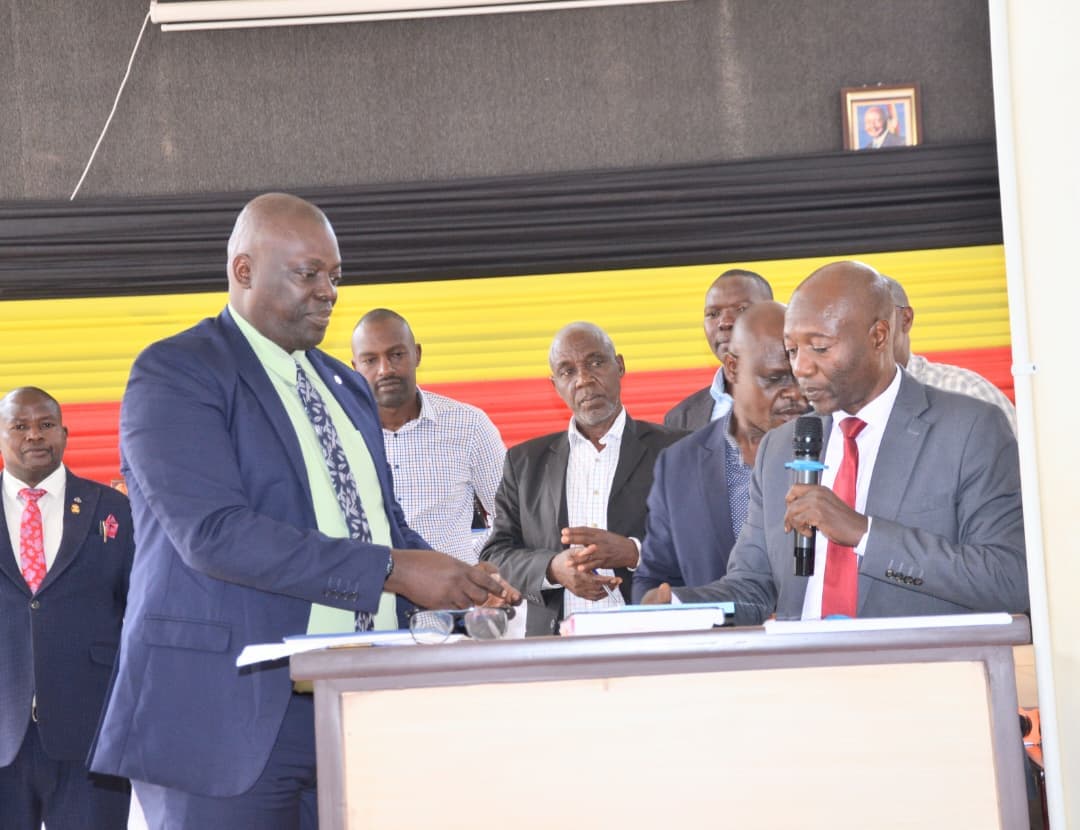 Hajji Nsubuga Isa officially hands over office of the Chief Administrative Officer