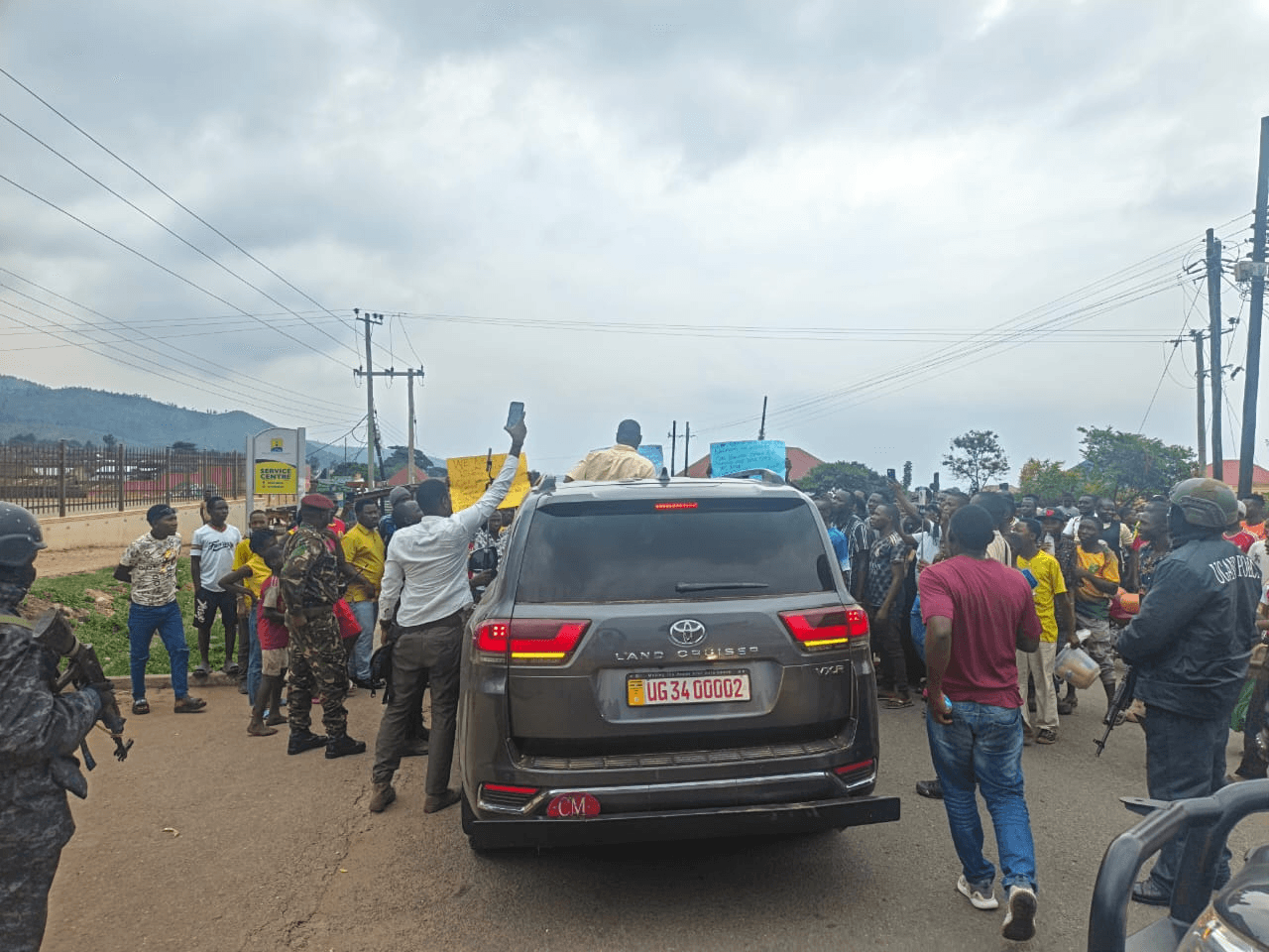 HON. BALAAM CUT OFF IN NTOROKO WHILE EN ROUTE TO BUNDIBUGYO ANTI-CORRUPTION CAMPAIGN